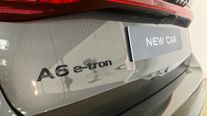 Audi A6 270kW Performance 100kWh Vorsprung  5dr Auto Electric Estate - Image 23